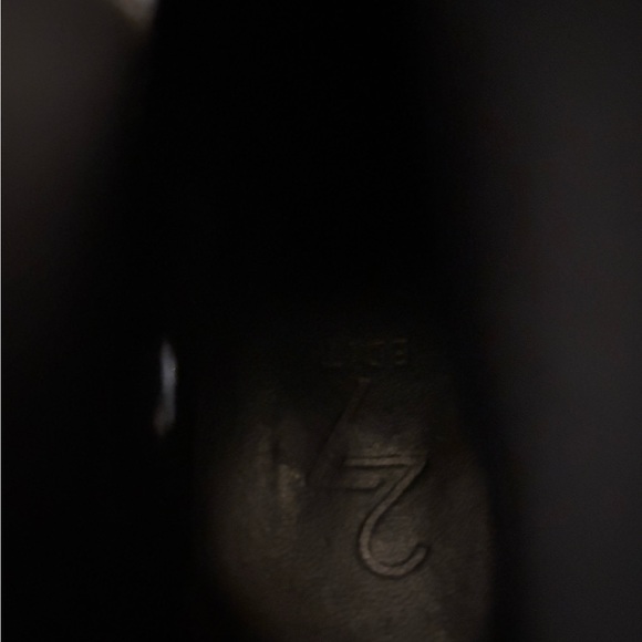 27 EDIT Naturalizer Berkley Suede Block Heel Booties Black - Picture 3 of 6